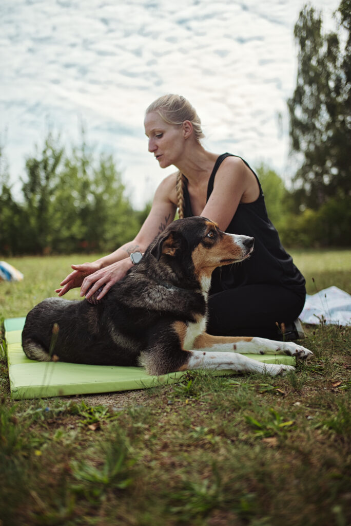 HundeSofa, Mobile Hundeschule in Potsdam, Mobile Hundeschule, Hundeschule HundeSofa, Wald, Fotografie, Hundeschule, Welpenkurs, Hundetraining, Hundeerziehung, Hundeschule Potsdam, Hundeschule Welpen